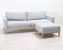 Lataa kuva Galleria-katseluun, North 3-istuttava sohva jalkarahilla harmaa

